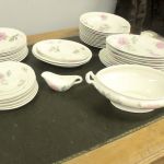 845 9283 DINNERWARE